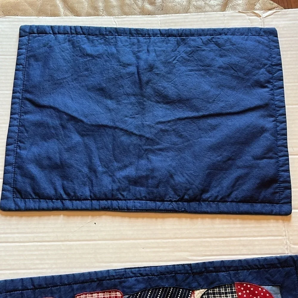 VTG-handmade in USA-USA America placemats set a four. Red white and blue.